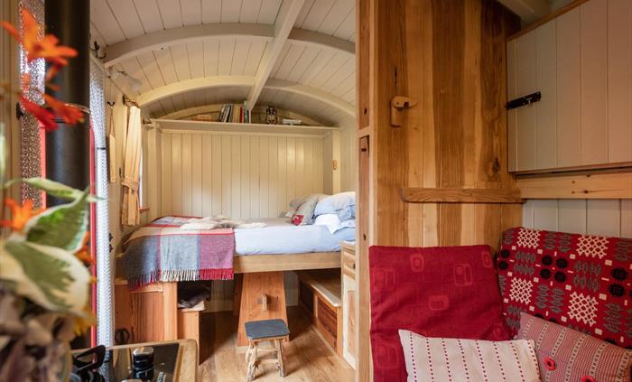 Shepherd's Hut at Graig Wen, Snowdonia